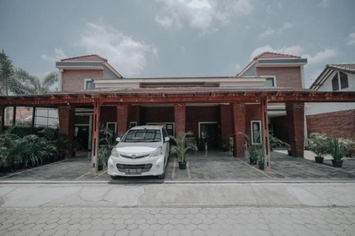 D'Paragon Cerry Kejayan Exterior foto